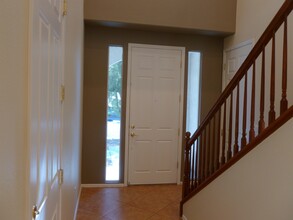 5717 Leonidas St in North Las Vegas, NV - Foto de edificio - Building Photo