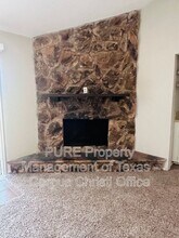 702 Alhambra Dr in Corpus Christi, TX - Building Photo - Building Photo