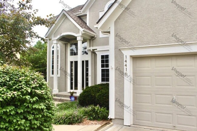 14416 Goddard St in Overland Park, KS - Building Photo - Building Photo