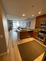 720 S Clark St, Unit 701 in Chicago, IL - Building Photo