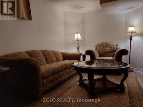 61 Bluebell Crescent in Whitby, ON - Building Photo - Building Photo