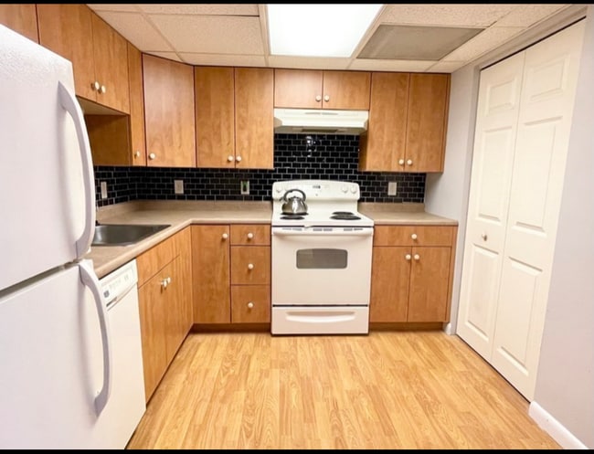 6 Kennedy Ln in Milford, MA - Building Photo - Building Photo