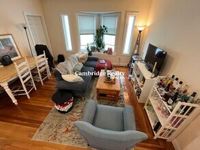 23 Willard Ave, Unit 2 in Medford, MA - Building Photo - Building Photo