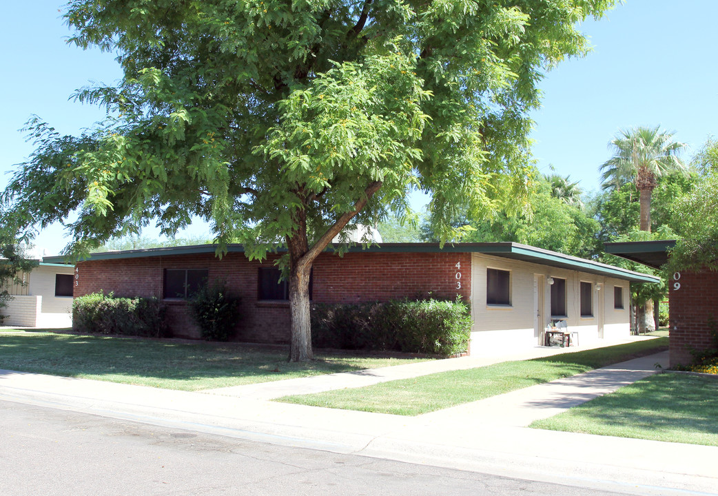 403-404 S Westfall in Tempe, AZ - Building Photo