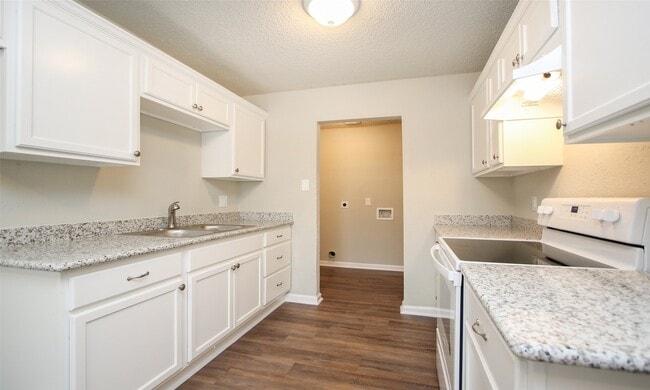 property at 6110 Glen Lee Dr