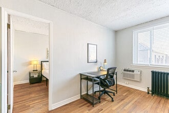 1666 Detroit St in Denver, CO - Foto de edificio - Building Photo