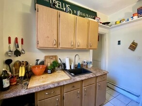 1847 Commonwealth Ave, Unit 10 in Boston, MA - Building Photo - Building Photo
