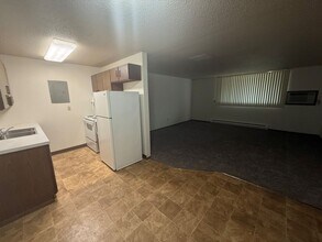 Summerset Apartments in Fargo, ND - Building Photo - Building Photo