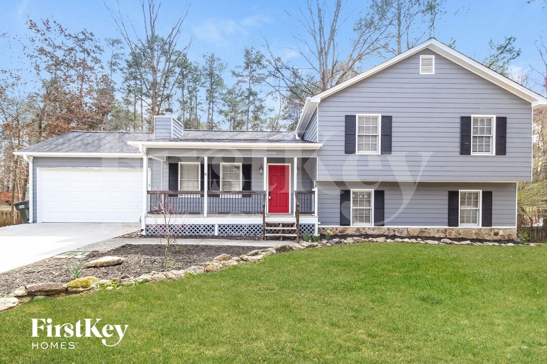 3140 Ashly Brooke Dr in Snellville, GA - Foto de edificio