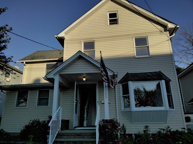295 Center St in Landing, NJ - Building Photo - Building Photo