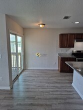 9211 Western Way in Jacksonville, FL - Building Photo - Building Photo