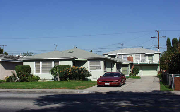 3071 Santa Ana St in South Gate, CA - Building Photo - Building Photo