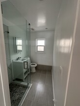 75 Hermosa Ave, Unit 75 Hermosa in Hermosa Beach, CA - Building Photo - Building Photo