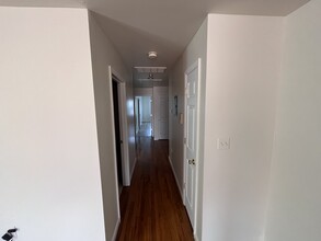 305-305 W Runyon St in Newark, NJ - Building Photo - Building Photo