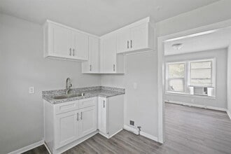 8402 Brockton St in Houston, TX - Building Photo - Building Photo