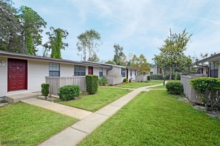 Volusia Crossing Apartments