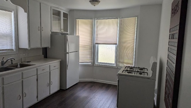 2011 Ottawa St in Saginaw, MI - Building Photo - Building Photo