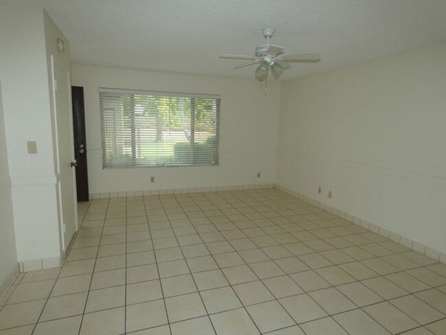 265 E Rice Ranch Rd in Santa Maria, CA - Building Photo - Building Photo