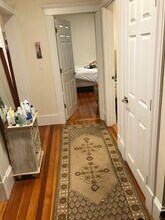 30 Barton St, Unit 1 in Somerville, MA - Foto de edificio - Building Photo