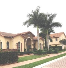 3263 NW 102nd Pl in Doral, FL - Building Photo - Building Photo