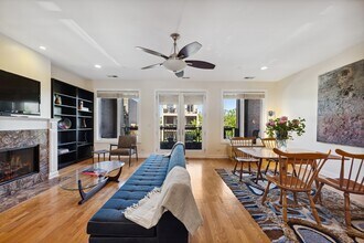 829 N California Ave in Chicago, IL - Building Photo - Building Photo
