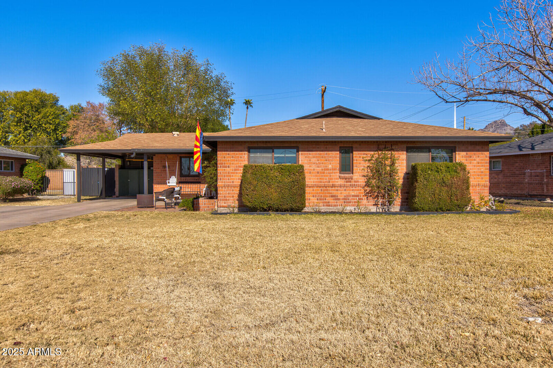 1940 E Rancho Dr in Phoenix, AZ - Building Photo