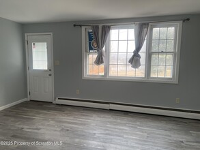 17 Green St in Edwardsville, PA - Building Photo - Building Photo