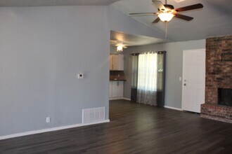 3121 SE 56th St in Oklahoma City, OK - Building Photo - Building Photo