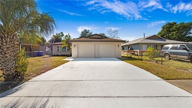 3148 Apache St in Ft. Myers, FL - Building Photo - Building Photo