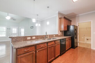 8513 Loxton Cir in Charlotte, NC - Foto de edificio - Building Photo