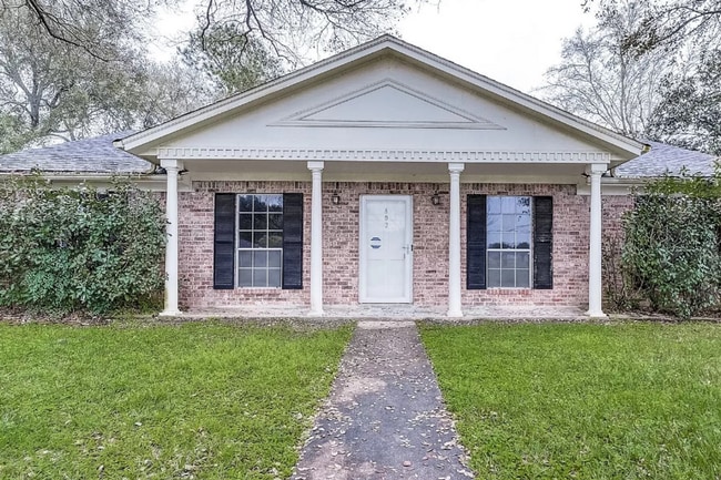 property at 802 Dogwood Ln