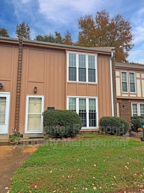 property at 735 Pleasant St