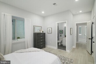 1209 N 5th St, Unit 2A in Philadelphia, PA - Building Photo - Building Photo
