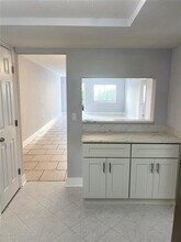 4550 Overlook Dr NE in St. Petersburg, FL - Building Photo - Building Photo