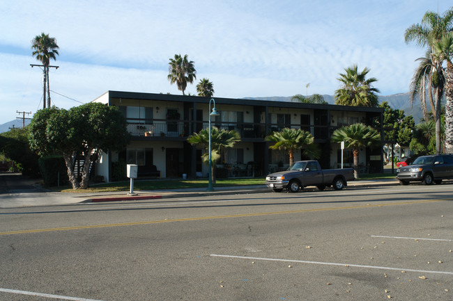 The Islands Apartments in Carpinteria, CA - Building Photo - Building Photo