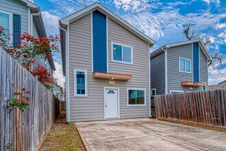 119 E 32nd St in Houston, TX - Building Photo - Building Photo