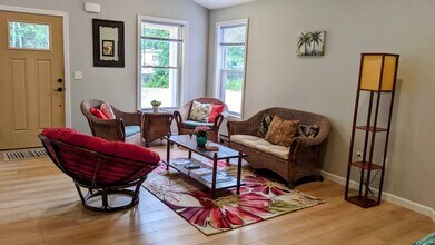 307 Union St in Peterborough, NH - Building Photo - Building Photo