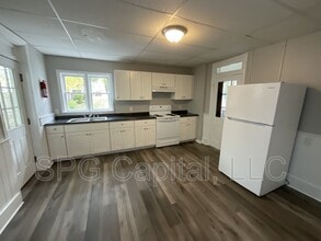 212 E Orange St in Shippensburg, PA - Building Photo - Building Photo