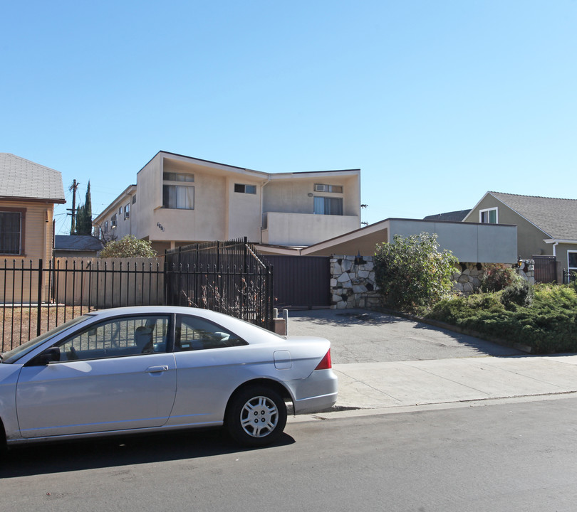 1178 Kenmore Ave in Los Angeles, CA - Building Photo