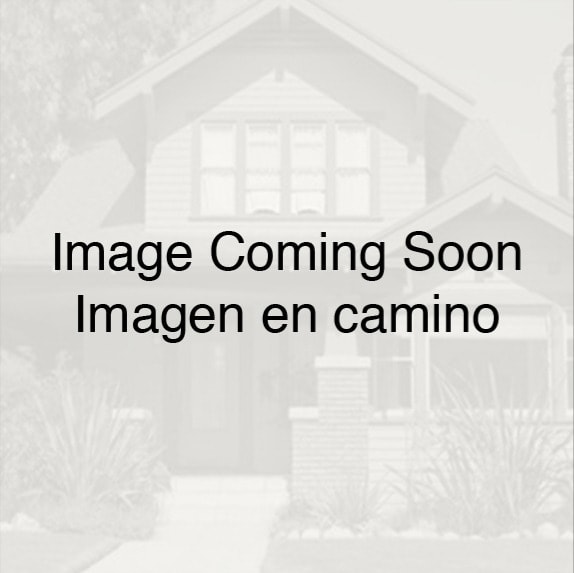2716 Surrey Ave