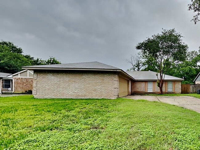 property at 5714 Yorkgate Dr