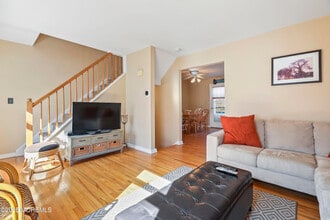 1001 Central Ave in Bradley Beach, NJ - Building Photo - Building Photo