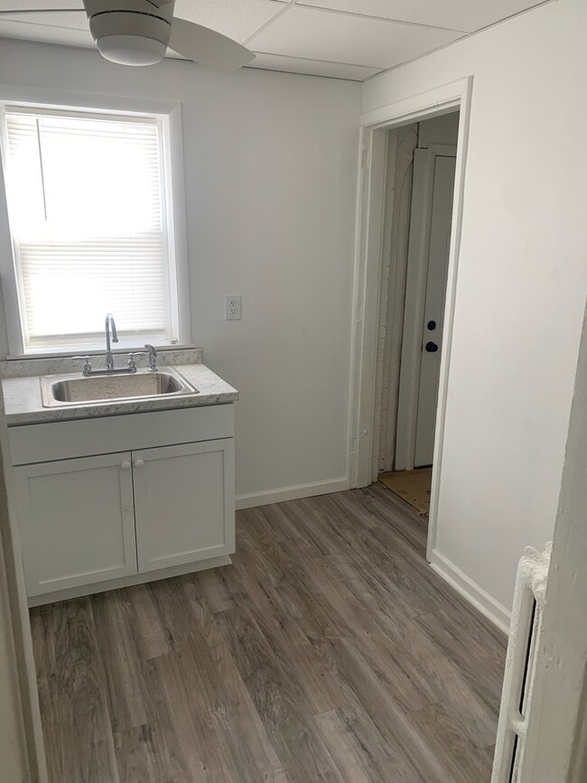 212 N 3rd St in Jeannette, PA - Building Photo - Building Photo