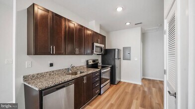 4907 Hamilton Ave in Baltimore, MD - Building Photo - Building Photo