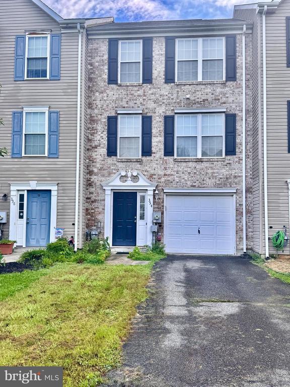 property at 354 N Barrington Ct