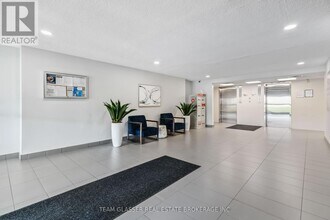 1570-1570 Adelaide St N in London, ON - Building Photo - Building Photo