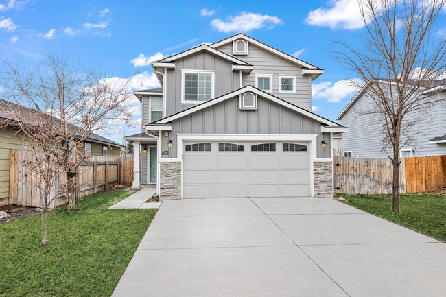 1101 W Apple Pine St in Meridian, ID - Building Photo - Building Photo