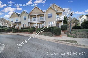 14844 Scothurst Ln in Charlotte, NC - Building Photo