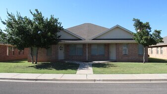 3105 110th St in Lubbock, TX - Building Photo