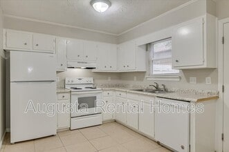 140 Chalet North CT in North Augusta, SC - Building Photo - Building Photo